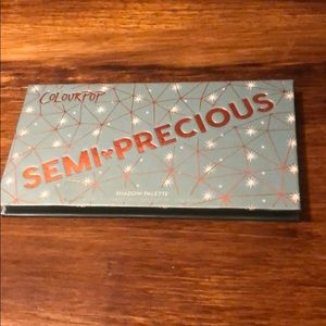 Colourpop eyeshadow pallet